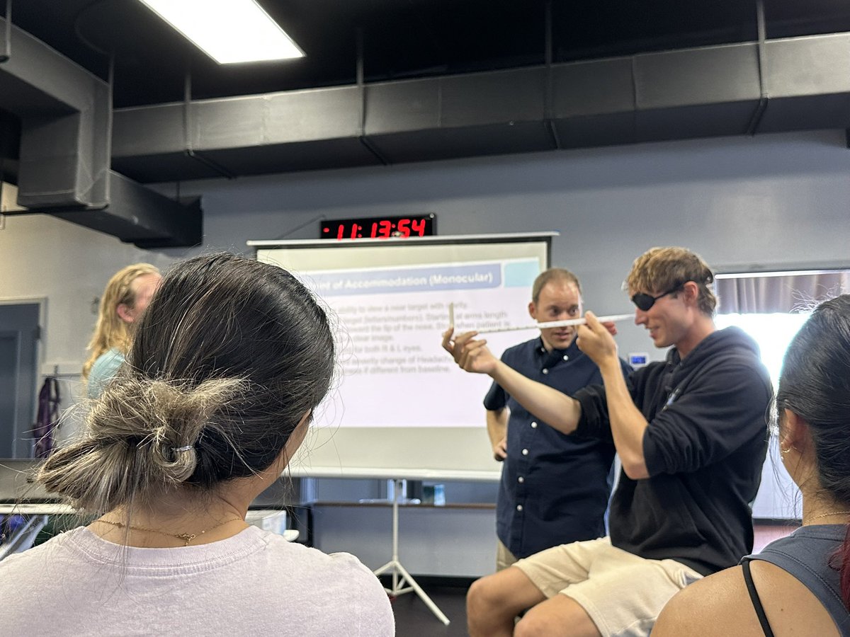 concussionspot's tweet photo. Just got finished teaching a vestibular &amp; concussion course on O‘ahu—what a weekend! Big thanks to OrthoSport Hawaii for hosting and to the awesome PT crew who showed up ready to learn. Love helping grow neuro rehab in the islands!
@OrthoSportHI 
#PT #Vestibular #ConcussionCare https://t.co/b2srwBmMS8