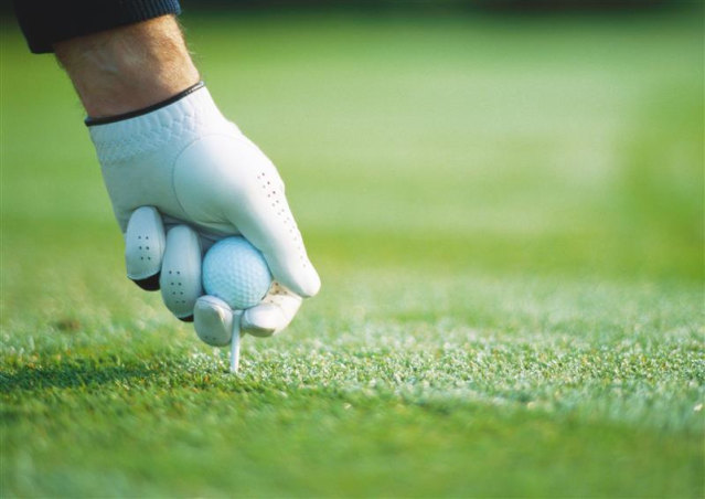 CharissaMesser's tweet photo. Youth sports are critical to young people across the country. @BankofAmerica's latest partnership with @youthoncourse will focus on expanding affordable access to the next generation of golfers. Read more: https://t.co/nlVk0cMfA7 https://t.co/HuXtuIh00L