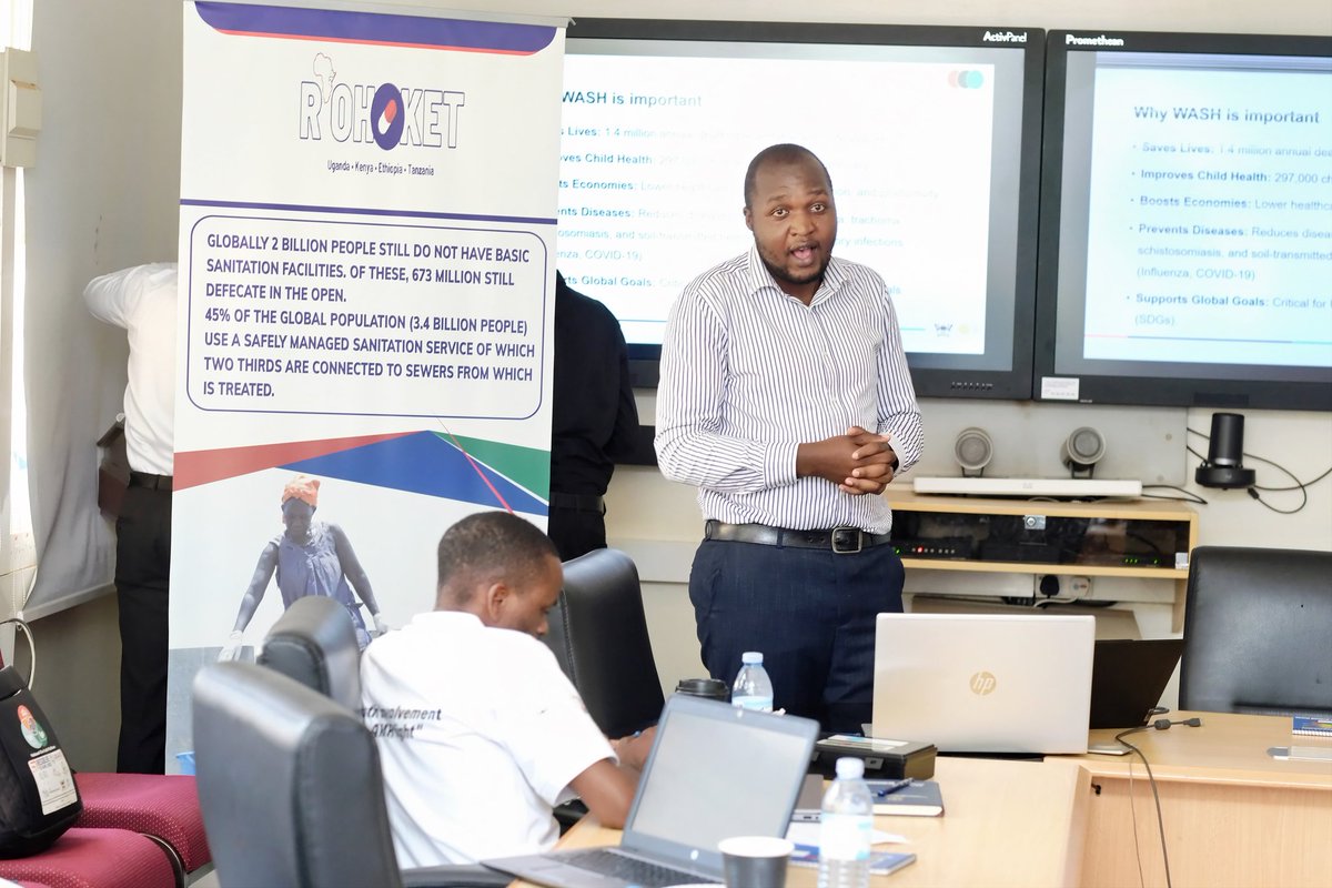 bulafudouglas's tweet photo. Today, I had the privilege of engaging fellow young people on how to prevent Antimicrobial Resistance (AMR) through Water, Sanitation, and Hygiene (WASH).  Grateful to @Rohoket Health for funding and @MakSPH and @UYCAS256 for leading the implementation. https://t.co/2iLsyX0jk3