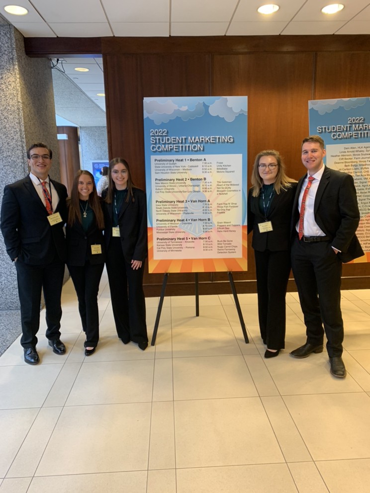 elliotwhite33's tweet photo. Rounded out my four year run on Sam Houston State University marketing competition team this week! A bit bitter sweet but excited for what around the corner! #NAMA2025 https://t.co/t7rqJ97eoG