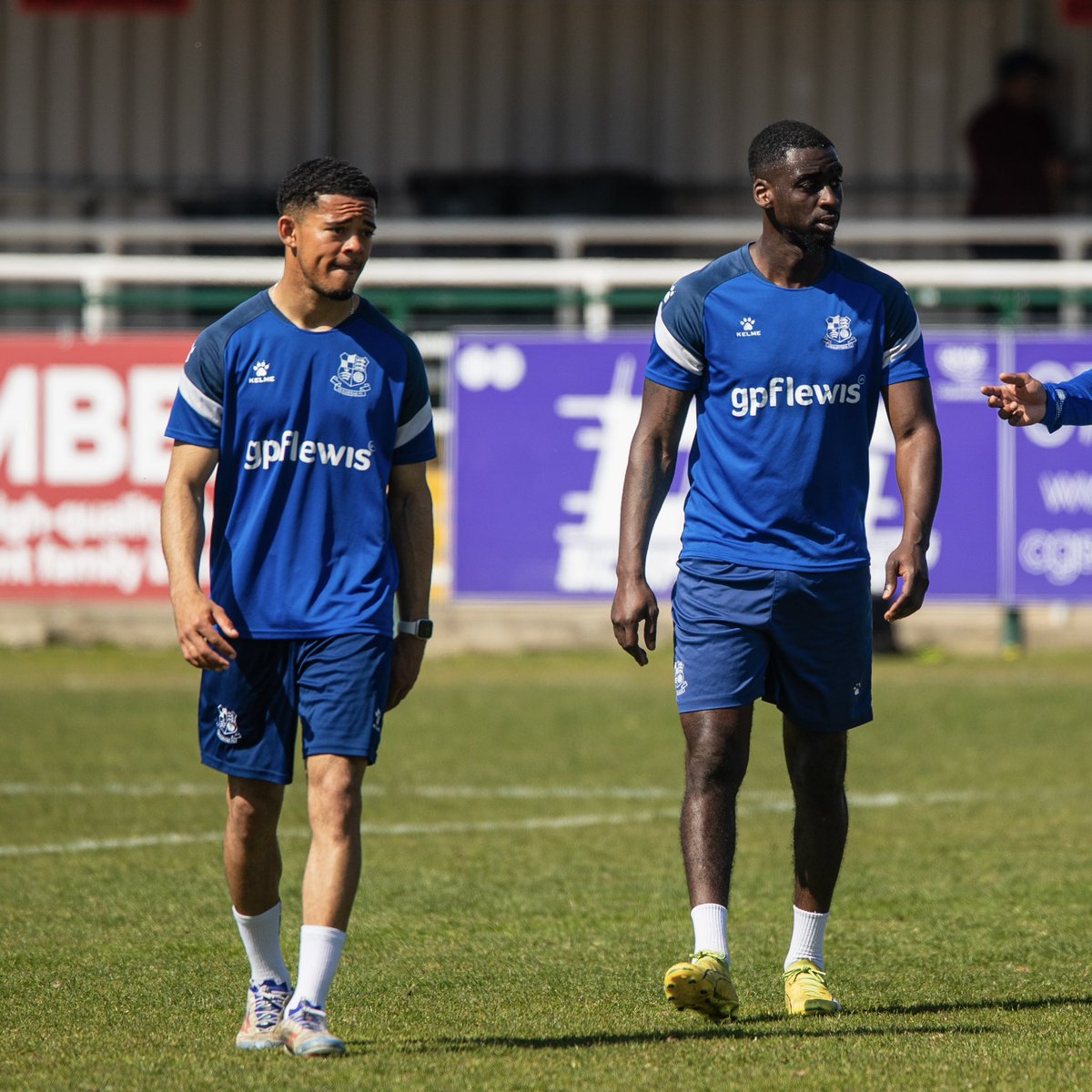 Wealdstone FC tweet media