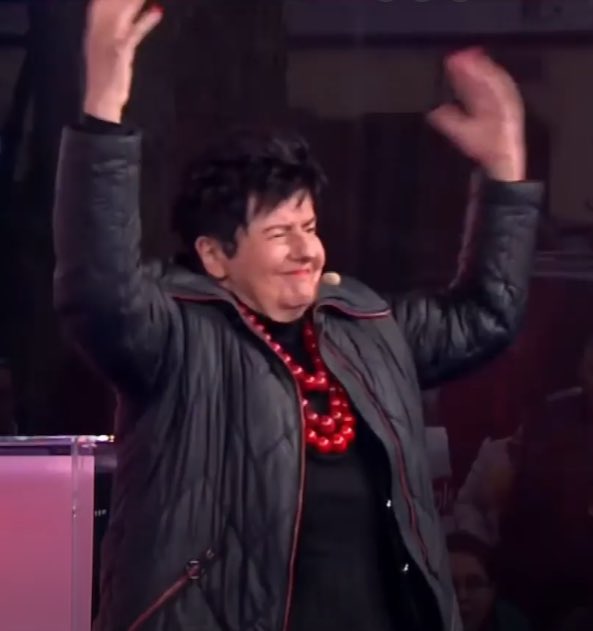 szczerze nie ma różnicy 
#debata