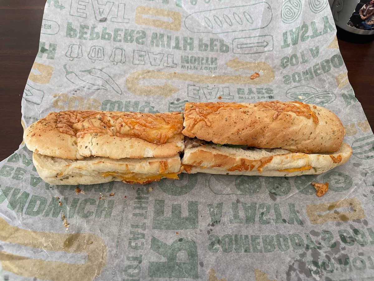 JRussUT's tweet photo. @SUBWAY Come on, you can do better than this. Has there ever been a sadder philly steak sandwich? Sharing competitor's Italian sandwich for comparison. At least theirs matches their marketing images. https://t.co/waYNlIIXUa