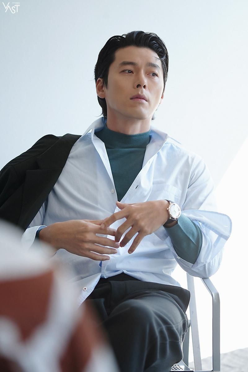 <HYUN BIN> 😍 ✨
#HyunBin  
#현빈⁩
#ヒョンビン⁩ ‌ 
#玄彬⁩
#HARBIN #하얼빈