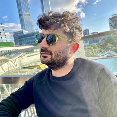 sed6tozyurt's tweet photo. #YeniProfilResmi https://t.co/I7oMFtf6zd