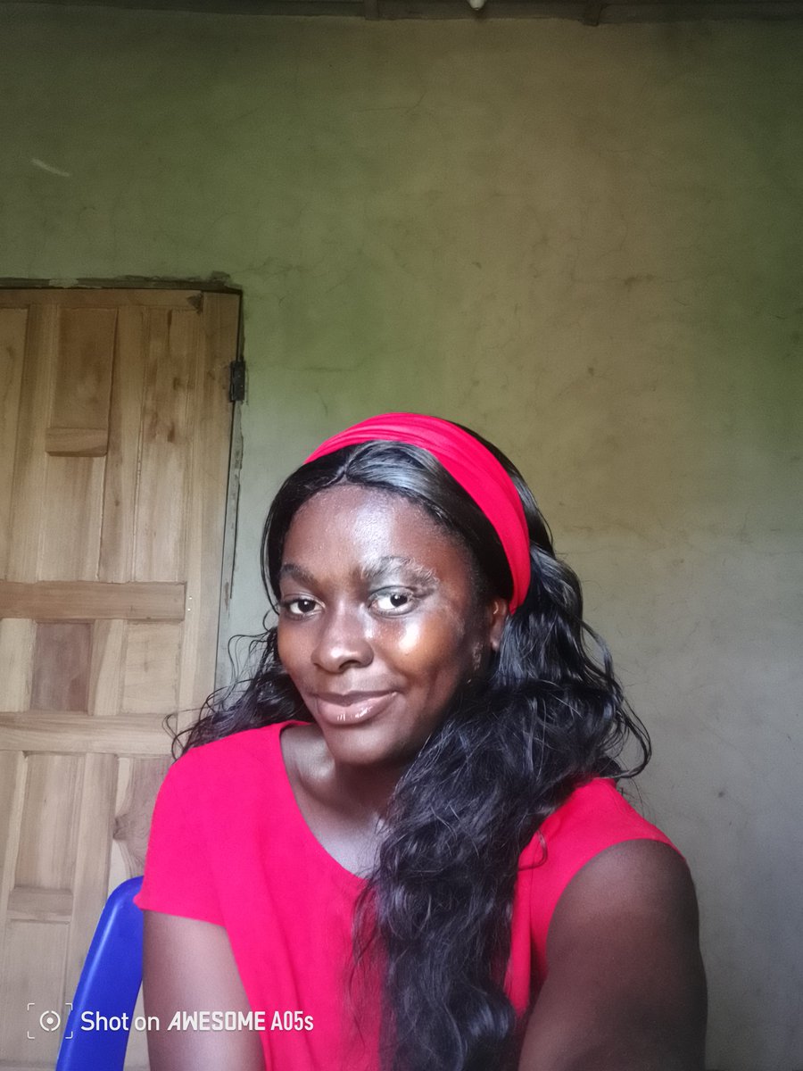 AdebimpeI62144's tweet image. My name is Ikuyinminu Adebimpe Gloria. You can call me Ria. I am a Student, an entrepreneur, a creative and a growth enthusiast. I am a designer
#Computersciencestudent. #graphicdesigner #creative #growthenthusiast #entepreneur