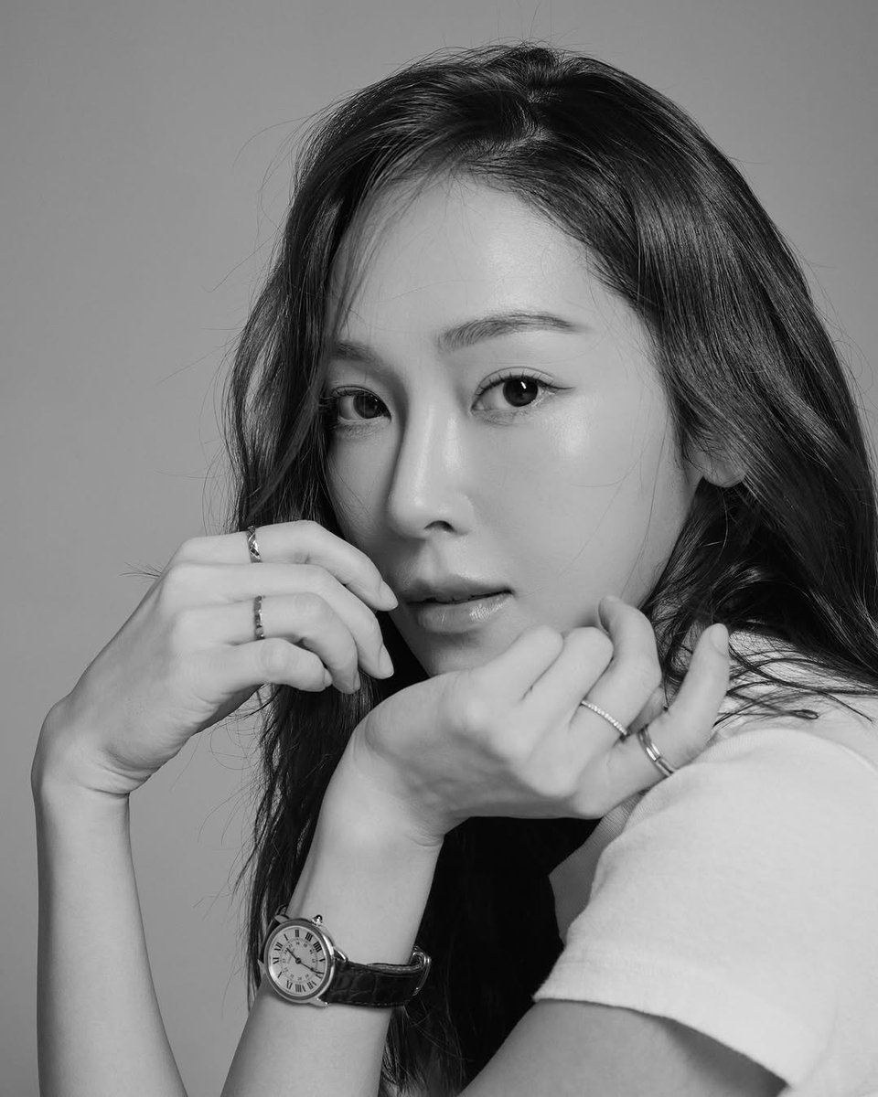 GR26Sic18's tweet photo. #JESSICAJUNG 🖤 https://t.co/dwZV6FqUcP