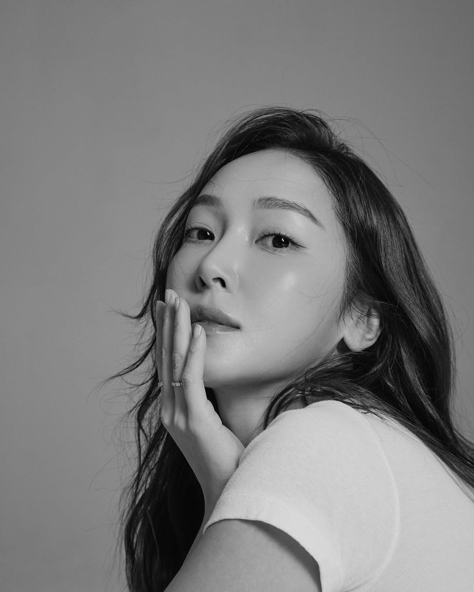 GR26Sic18's tweet photo. #JESSICAJUNG 🖤 https://t.co/dwZV6FqUcP