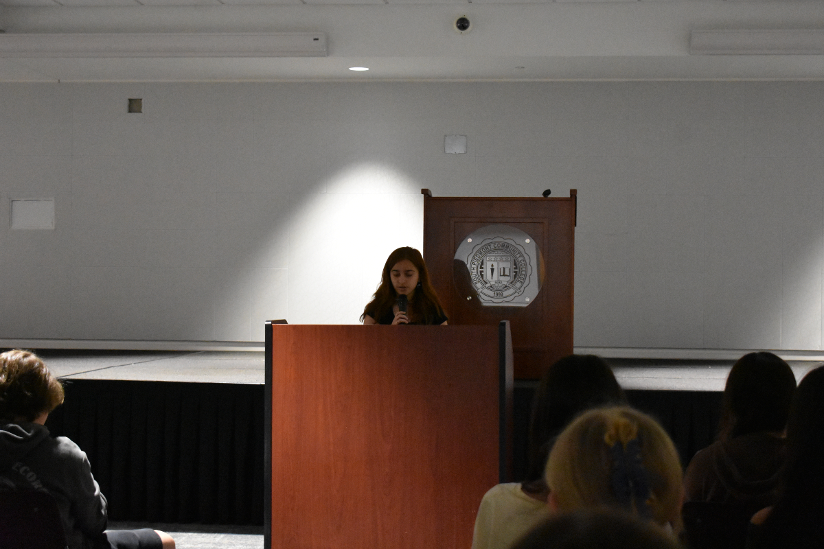 UCEarlyCollege's tweet photo. #UCEC Freshmen give their speeches for Student Council grade-level representative elections. So many great participants! #ucecproud #cyclonestrong #teamucps #ucpspog @AGHoulihan @UCPSNC https://t.co/VFTJ8yX2Ej