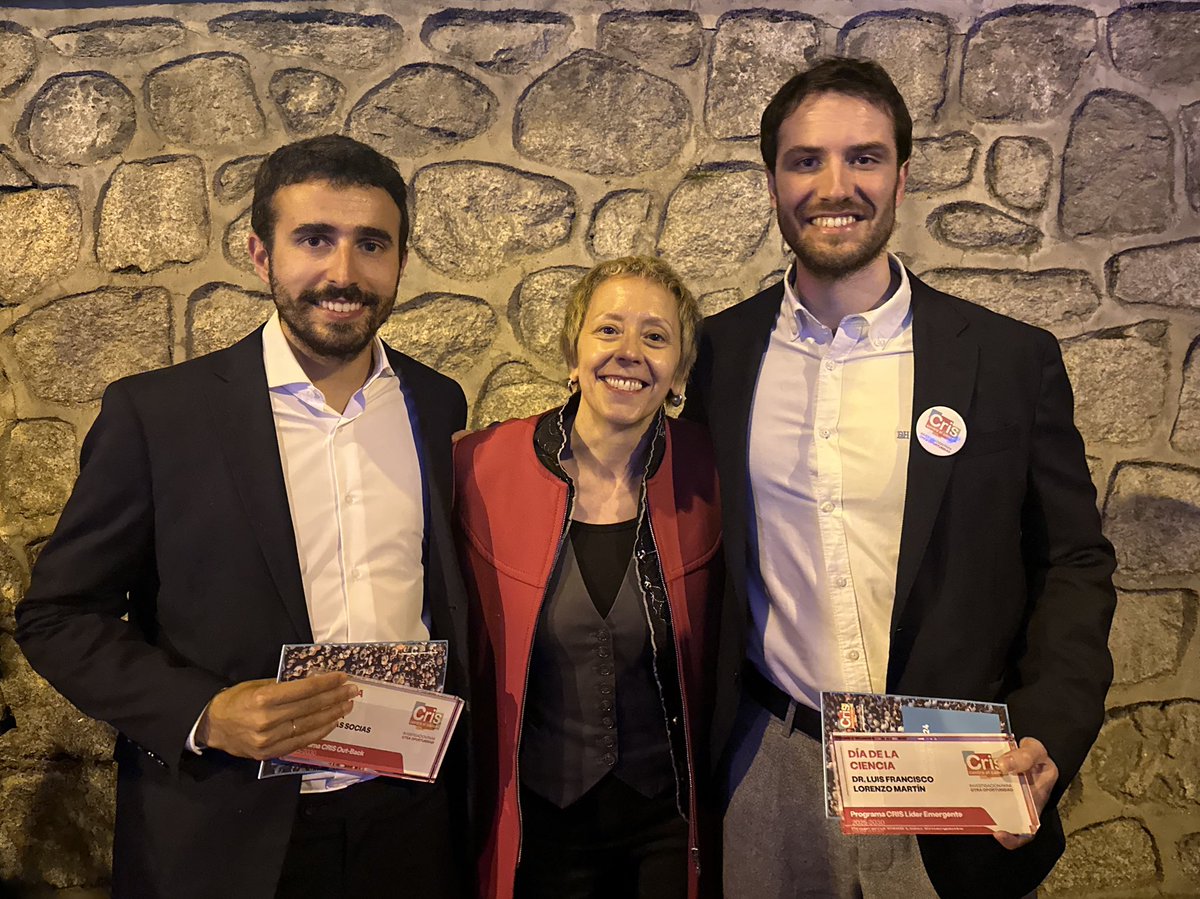 Marisol Soengas (@msmelanoma) on Twitter photo Una suerte haber formado parte de los comités de tesis doctoral de <a href="/adriacanyellas/">Adrià Cañellas Socias</a> y de L Fran Lorenzo (en su momento, en los grupos de <a href="/BatlleLab/">The BATLLE Lab</a> y <a href="/XRBustelo/">Xose R Bustelo</a>), y ver cómo progresan hacia exitosos grupos independientes. Enhorabuena por los reconocimientos ayer de <a href="/criscancer/">CRIS contra el cáncer</a>!! Una suerte haber formado parte de los comités de tesis doctoral de <a href="/adriacanyellas/">Adrià Cañellas Socias</a> y de L Fran Lorenzo (en su momento, en los grupos de <a href="/BatlleLab/">The BATLLE Lab</a> y <a href="/XRBustelo/">Xose R Bustelo</a>), y ver cómo progresan hacia exitosos grupos independientes. Enhorabuena por los reconocimientos ayer de <a href="/criscancer/">CRIS contra el cáncer</a>!!