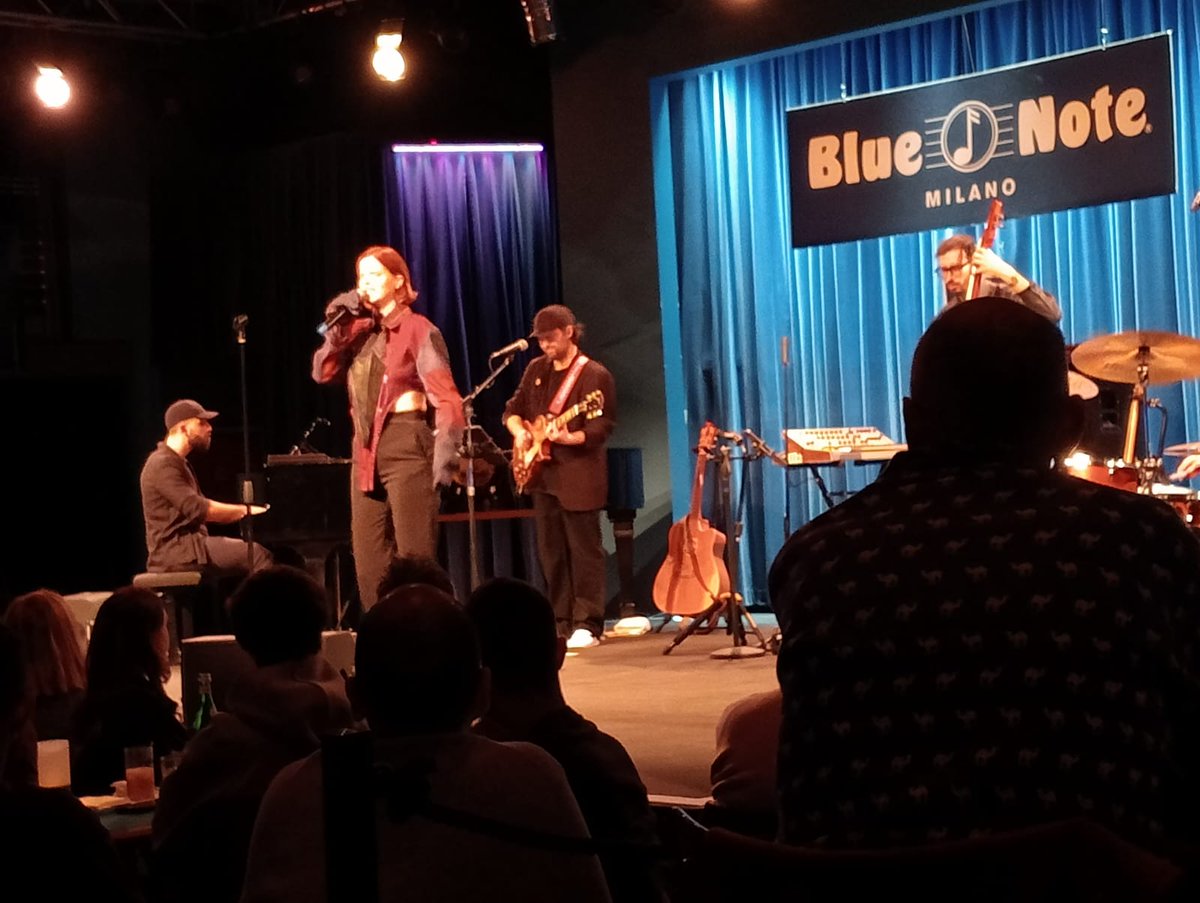 UPdCG2012's tweet image. Una splendida Chiara,ieri al Blue Note.