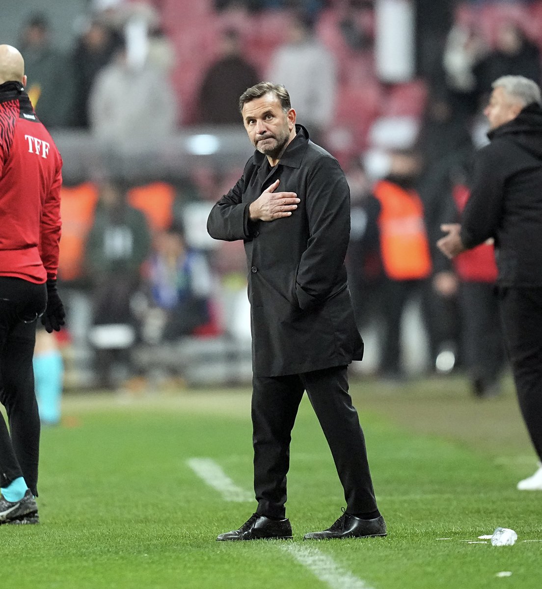 GalatasaraySK's tweet photo. 𝐖𝐢𝐧𝐧𝐞𝐫! 👏 https://t.co/oLujNShKGu