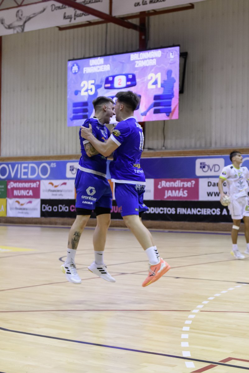 bbaseoviedo's tweet photo. 🙌 ¡Con todo!

#VamosBase 🔵⚡️ https://t.co/XQG6hSyiCB