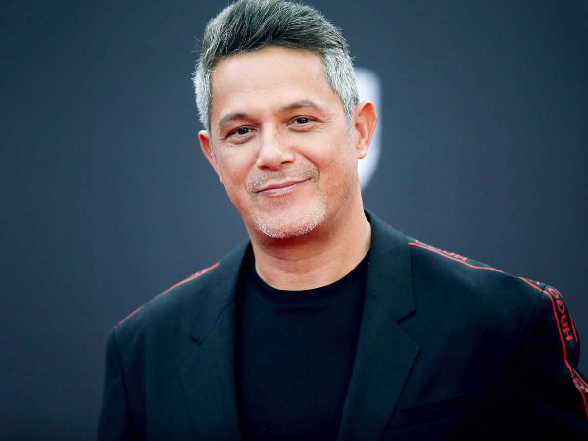 Formula_Music's tweet photo. LA MÚSICA MADE IN SPAIN NO SERÍA IGUAL SIN...

🔄 Pablo Alborán 
❤️ Alejandro Sanz https://t.co/HfpkyT4E5b