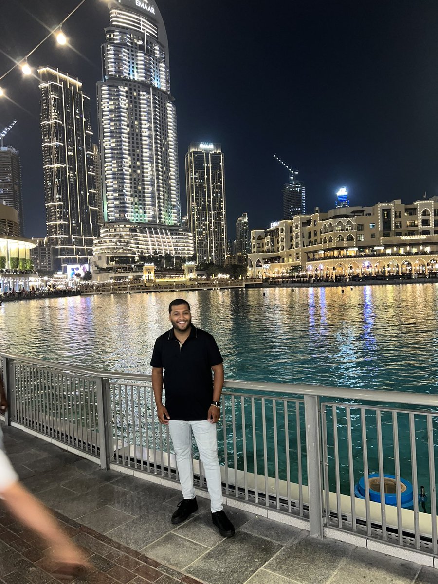 flavinhojr01's tweet photo. #Dubai https://t.co/7bNeVE5deZ