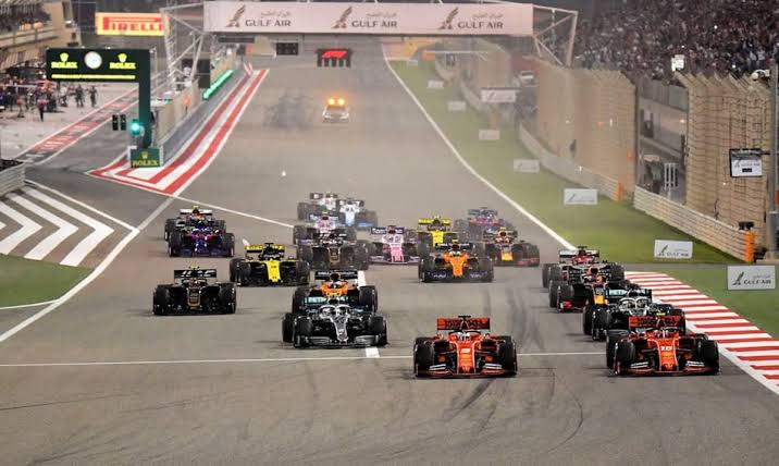 diogo2707's tweet photo. 🏁🇧🇭 Programação de amanhã (12/04 - Sábado) no Bahrein:

🕐 07:15 - F3 Corrida Sprint
🕐 09:30 - F1 Treino Livre 3
🕐 11:15 - F2 Corrida Sprint
🕐 13:00 - F1 Qualificação

#F1 #F2 #F3 #Formula1 #BahrianGP https://t.co/bSUi4A74D7