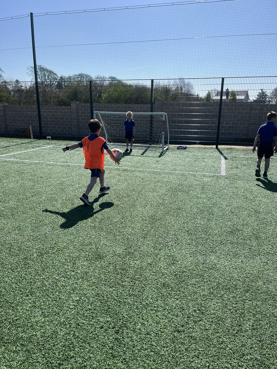 woodsjay2001's tweet photo. Enjoyable week of schools coaching in the good weather with the kids from @ArlesKilleenGFC and @ODempseysgfc. 

@GamesLaois https://t.co/7cyj6aOy4v