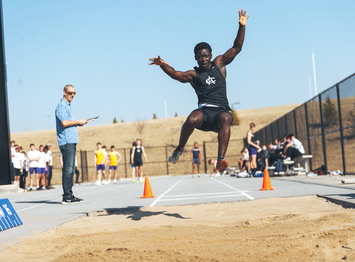 AnkenyFanatic's tweet photo. . @JagTrackField turns in one of the most dominant performances in the history of the program: https://t.co/AQj0WiRugH https://t.co/ui2mY5MZeJ