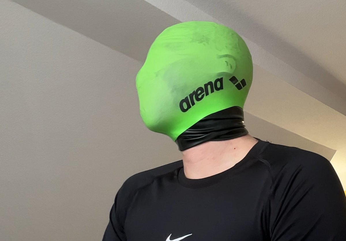 #breathplay #breathcontrol #swimcap #Latex