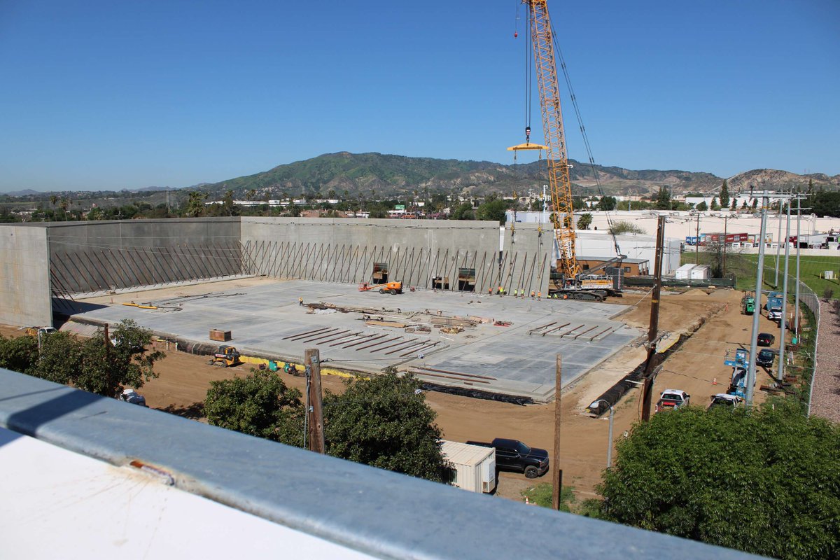 sylmarstudios's tweet photo. 🎬 Expansion alert!
TWO new 20,000 sq. ft. sound stages are coming soon — right across from our main campus!

📍 Inquiries now open on our website.

#FilmProduction #SoundStage #SetLife #ComingSoon https://t.co/AOxNuWNW5v