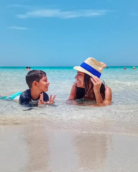 CubaMaps's tweet photo. 🌴 Cuba ofrece un ambiente propicio para relajarse, reflexionar y disfrutar de momentos inolvidables en un entorno seguro y acogedor. #CubaUnica 
👉 https://t.co/xt28dgLswQ   https://t.co/bWtquONDy9 https://t.co/CHB8NtU01H