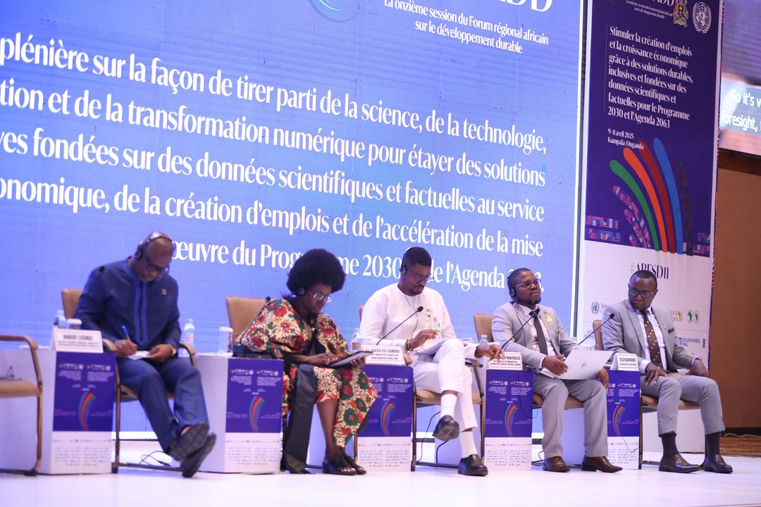 Bank of Uganda (@bou_official) on Twitter photo Today, Mr. Babirukamu Colin- Executive Director Information Technology Bank of Uganda, represented the Deputy Governor, <a href="/BOU_Official/">Bank of Uganda</a>, at the 11th Africa Regional Forum on Sustainable Development in Kampala (9–11 April 2025).
At the Technology Roundtable, he emphasized inclusive Today, Mr. Babirukamu Colin- Executive Director Information Technology Bank of Uganda, represented the Deputy Governor, <a href="/BOU_Official/">Bank of Uganda</a>, at the 11th Africa Regional Forum on Sustainable Development in Kampala (9–11 April 2025).
At the Technology Roundtable, he emphasized inclusive