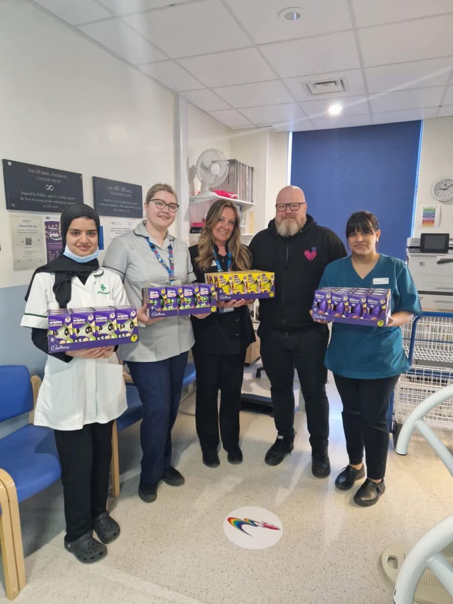 Team Mikayla tweet media