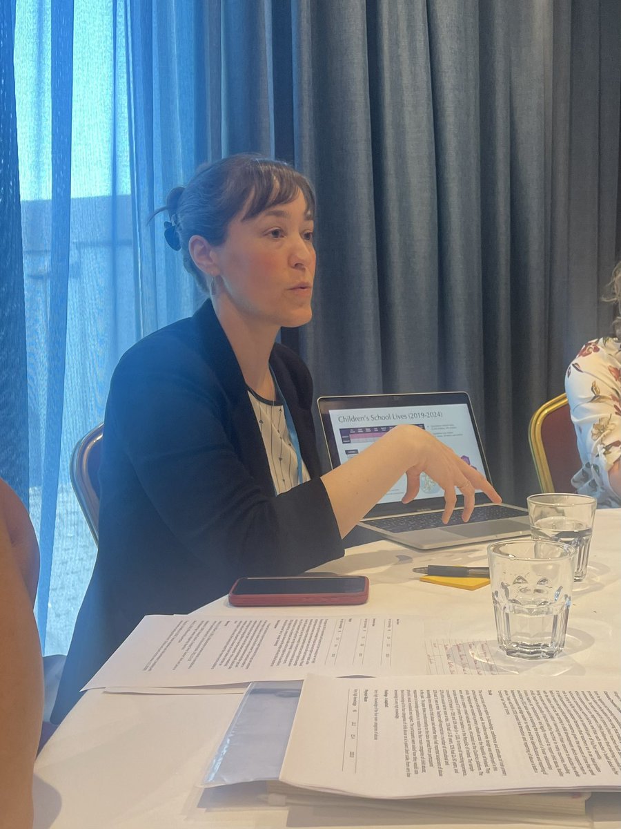 CSLstudyUCD's tweet photo. Kyla Smith, opening #CSLstudy contributions at ESAI Conference 2025 @esai_irl with a wonderful roundtable session on primary teachers’ burnout during the pandemic years.

@NCCAie @ucddublin #edchatie https://t.co/94TpefTNq2