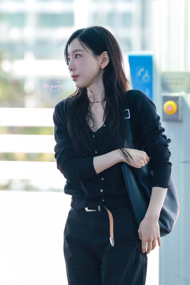 gravity_kty's tweet photo. 250411 ICN✈️🇮🇩

🥶

#태연 #TAEYEON https://t.co/hlCo0wkiwi