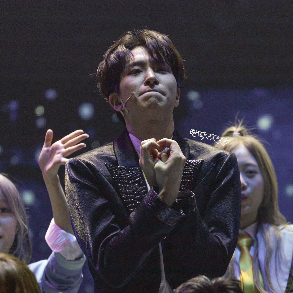 빤딱🦦💚 tweet media