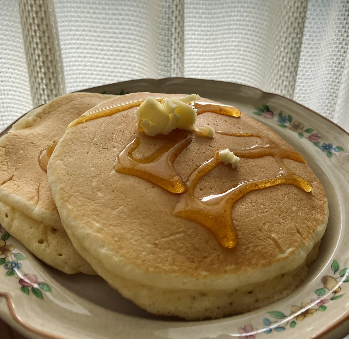 たすからない (@pluscolornight) on Twitter photo 