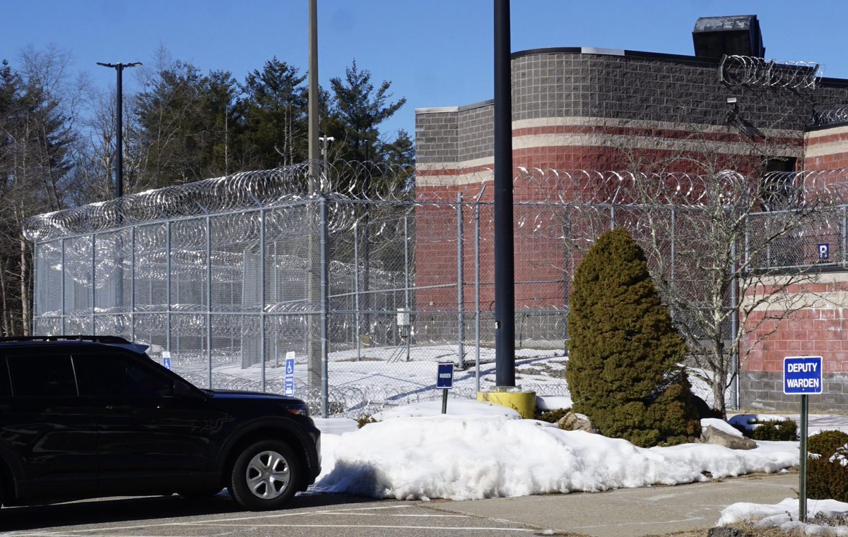 Connecticut Mirror tweet media