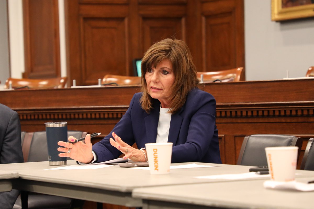 GOPDoctors's tweet image. Yesterday, the GOP Doctors Caucus hosted White House officials Vince Haley, Director of the Domestic Policy Council of the United States, Theo Merkel, Special Assistant to the President for Domestic Policy, and Corey Ensslin, the Director for Health Policy, to discuss the…