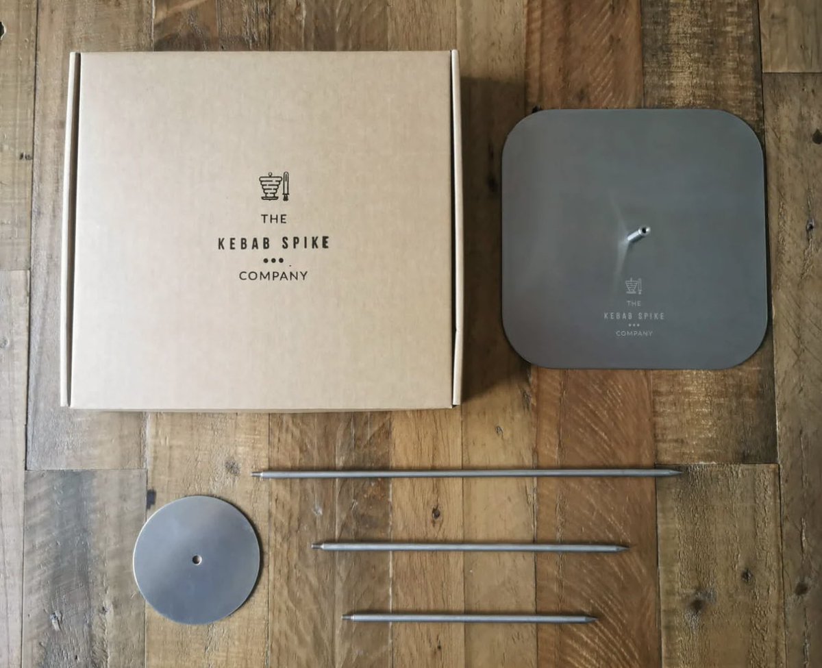 Matt_Hutson's tweet photo. Right then, said I’d do another giveaway at 30k, bit of a delay but here we go…

- 2x Birmingham Balti Bowls (with stands &amp; spices) @BaltiBowl 
- The Kebab Spike @thekebabspikeco 

I’ll chuck in a Cobra &amp; Kingfisher pint glass too 🫡🍻

Like this post &amp; Follow to enter 🌶️🔥 https://t.co/DjhMg6CUUv