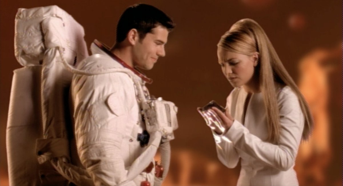 It’s just so typically me… to take a moment to celebrate 25 YEARS of “Oops!… I Did It Again” by THE pop goddess herself, <a href="/britneyspears/">Britney Spears 🌹🚀</a> 🤩