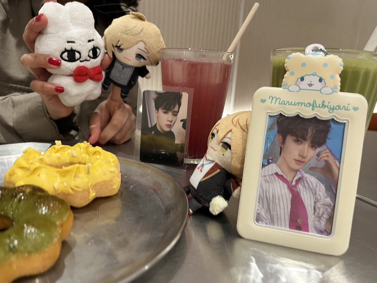 yangiing's tweet photo. after seven years finally an irl yap sesh @kunsnem 🫶🫶 https://t.co/To8vkKNd4H