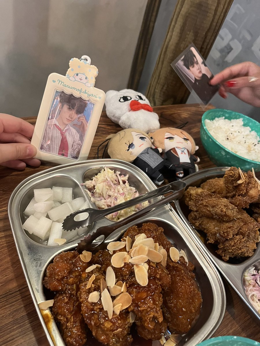 yangiing's tweet photo. after seven years finally an irl yap sesh @kunsnem 🫶🫶 https://t.co/To8vkKNd4H