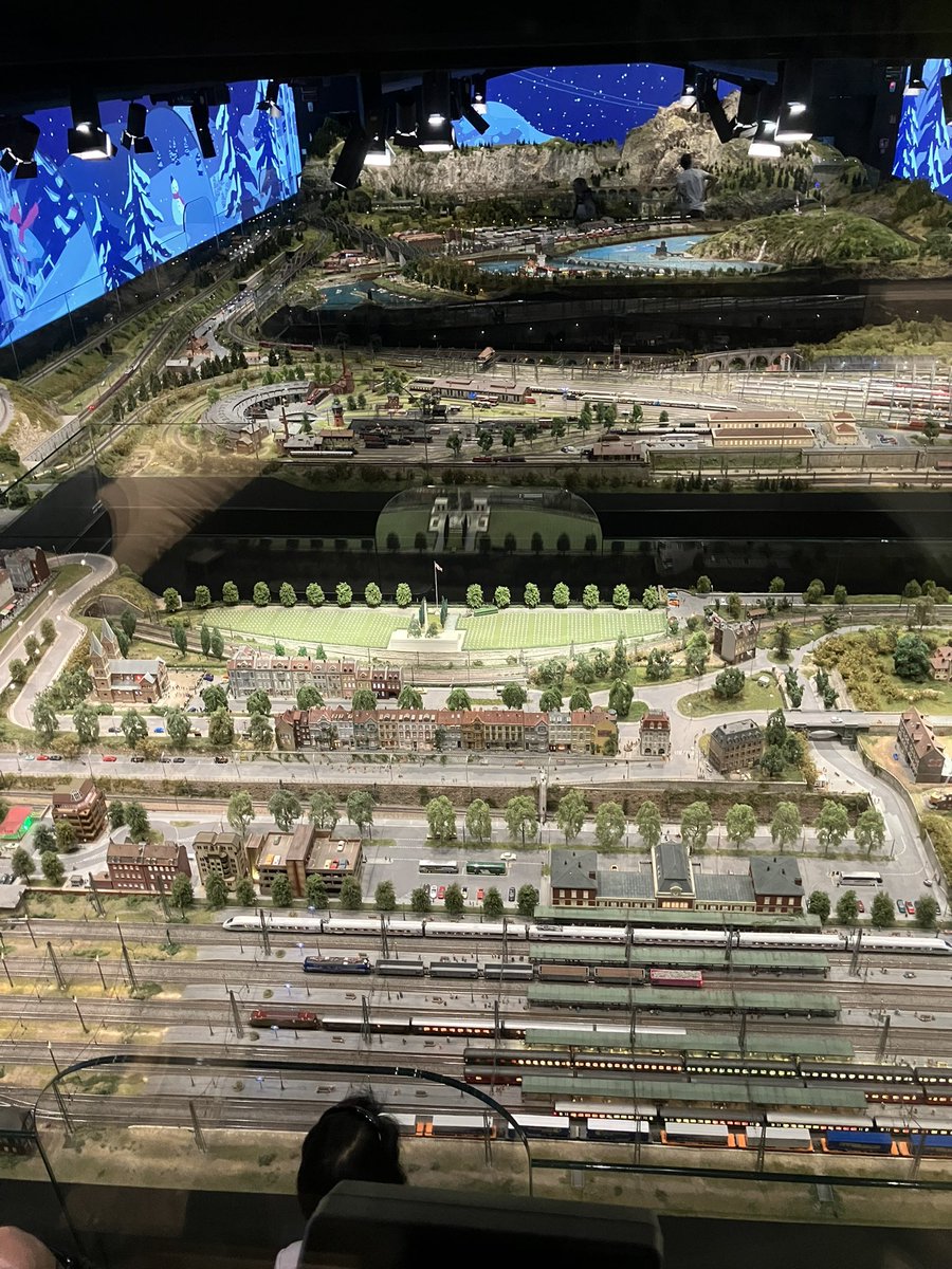 PNH_Hotelier's tweet photo. One of the best things we did in Florence was visit the amazing #HZero model railway exhibition. Brilliant value for €7.50 https://t.co/jE7b0UMQyE