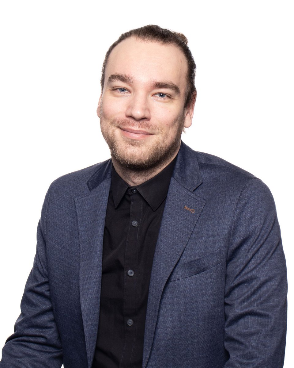 Mika Merano tweet media