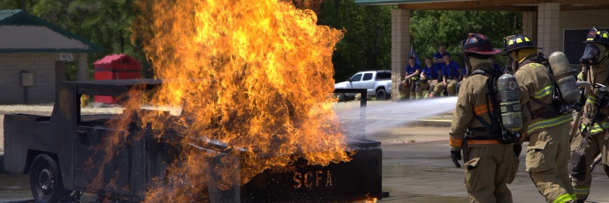 SCStateFire's tweet image. THIS WEEK: Our #SCFA recruits engaged in training focused on techniques for extinguishing car fires.

Check back next week for a video!

#SCStateFire #SCFARecruits #FireFighter