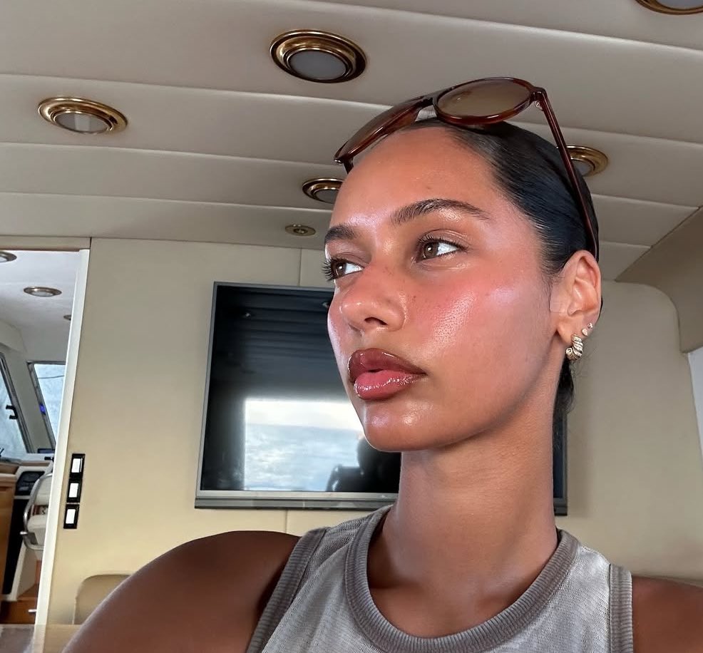 Melo tweet media