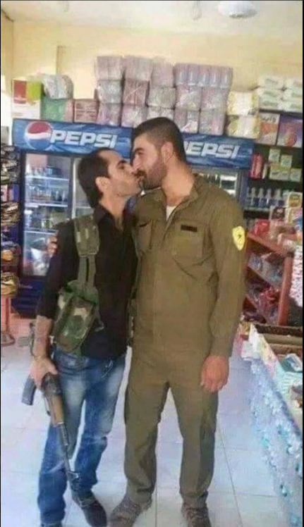 nuccro's tweet photo. @Israel82773 @darkwebhaber orospu evladı bunlar mı kuracak hayal ettiğin ülkeyi dağda birbirinizi sikin amın evlatları https://t.co/DaHUwNokMO