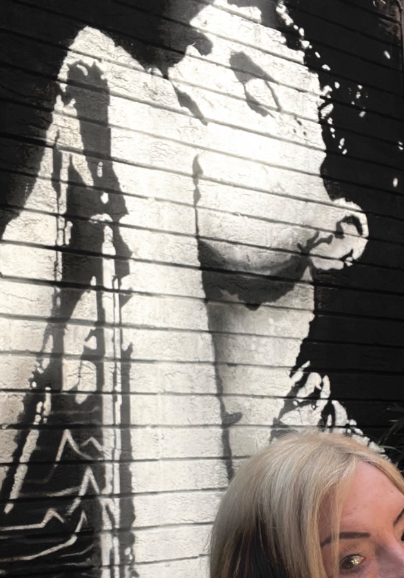 ShesfromWales's tweet photo. Beautiful Ian Curtis pic in the lovely little chilling yard for Coffee drinks and music in the shop in Macclesfield called ‘Proper Sound”…cool things to buy (inc Macc music) worth a visit❣️💝. #iancurtis #JoyDivision #art #macclesfield #macclads #cafe #music #Sanctuary https://t.co/l8zoKxbLn5