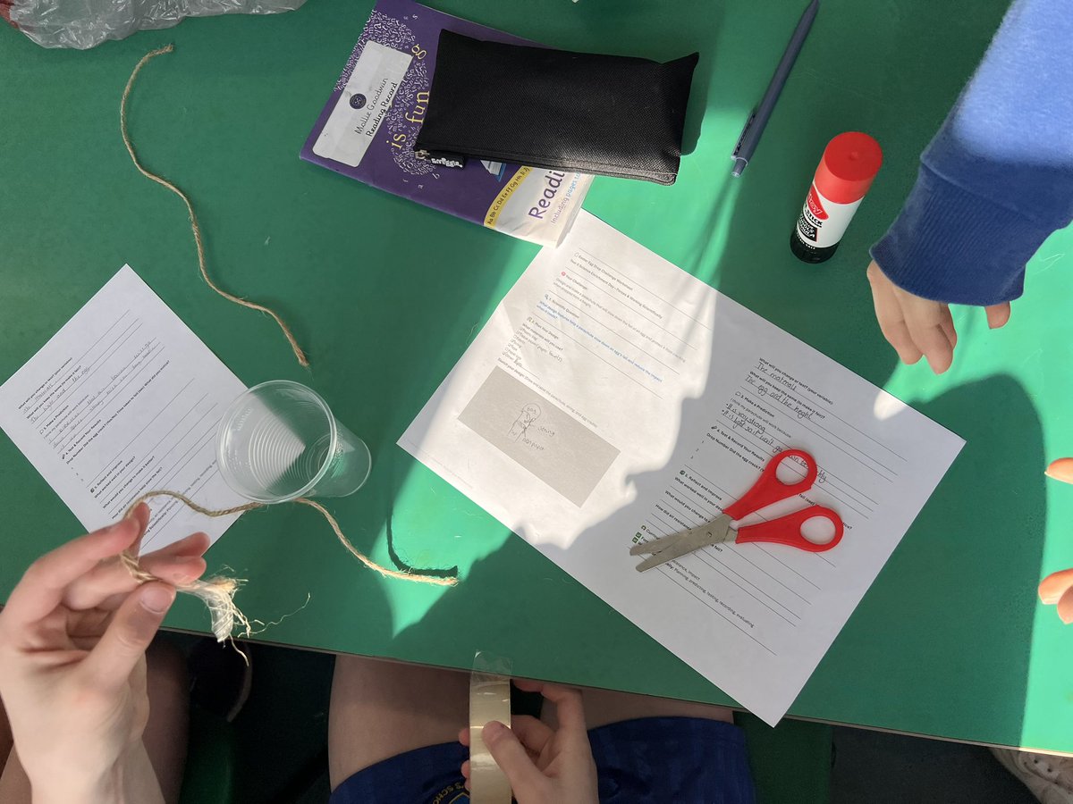 MrTBeaver's tweet photo. Year 5 enjoyed their Easter themed science day today as part of our Forest Family Enrichment activities! 

We had a cracking time 🥚🐣🍳

@NeedwoodOf @AllRangemore @JohnTaylorMAT https://t.co/XiPymeBilG