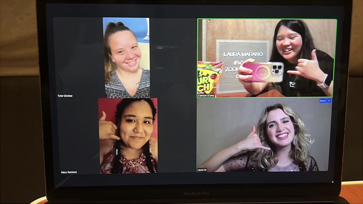 cambam_247's tweet photo. @LauraTeamUs It was so much fun! I ended up playing something to believe in for her and I remember hearing this song during the I know what it’s like virtual hang ! https://t.co/ogrnwyj9Qt