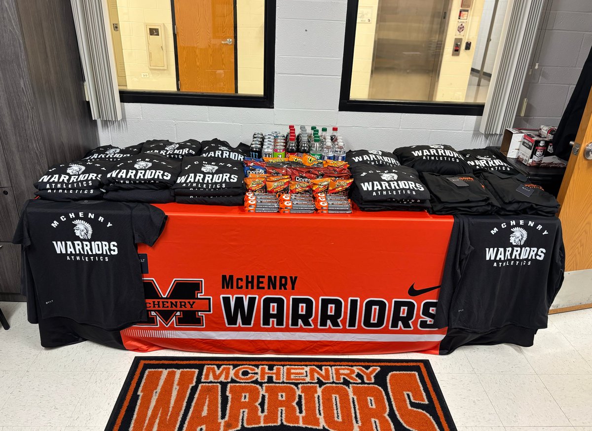 Coaches Appreciation Day! 

Can't thank all of our coaches enough for the time, effort and impact they make on our student-athletes!

#MakeYourMark