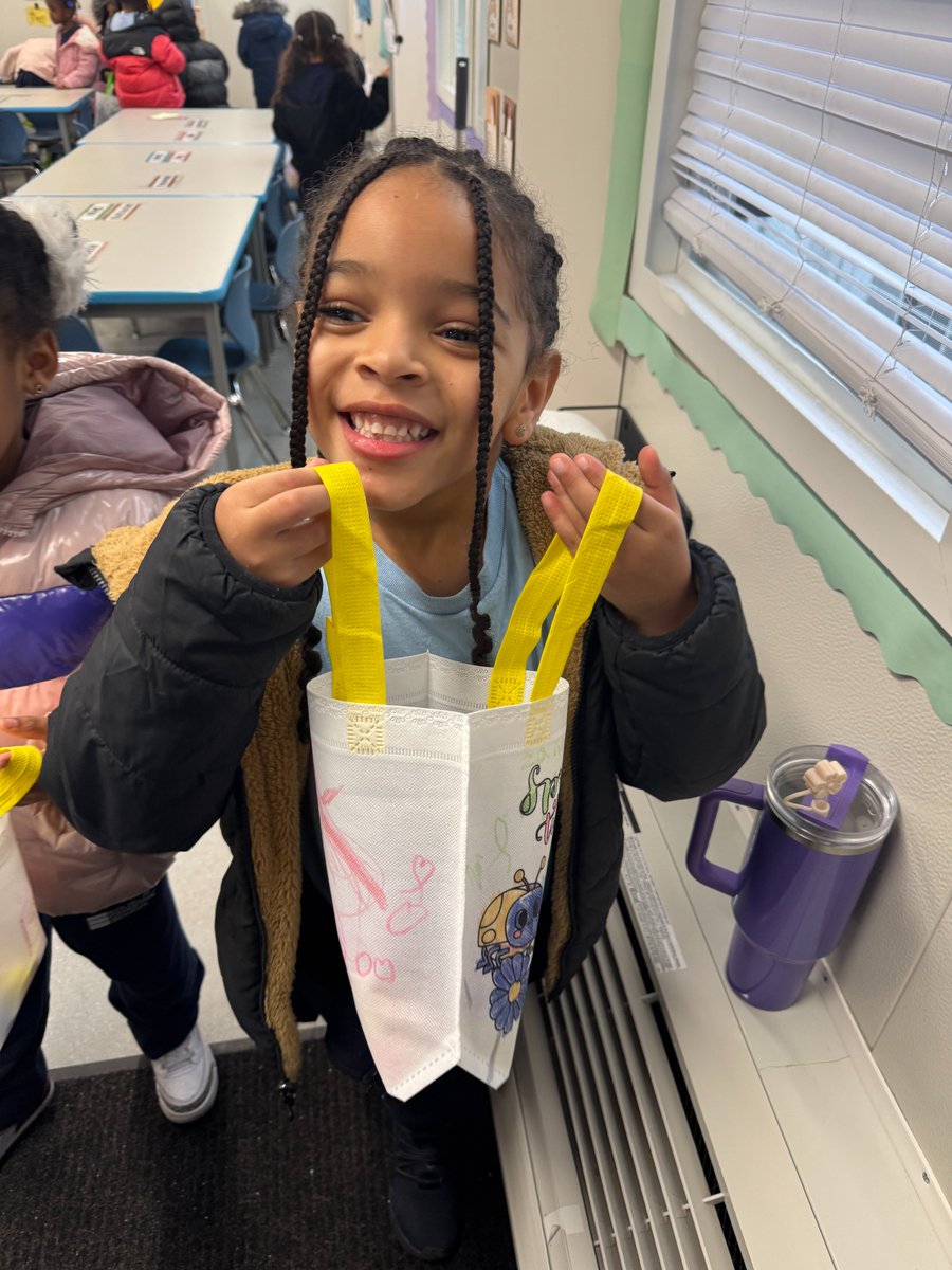 equalitycs's tweet image. Hoppin’ into spring break with smiles, sunshine, and a whole lot of eggs! 🐰🌸 Wishing everyone a safe and fun-filled break!
.
.
#EmpoweringBronxYouth #EducationInBronx #BronxCharterSchool #BronxAcademy #InnovateBronxEducation #BronxStudentsFirst #CharterSchoolPride