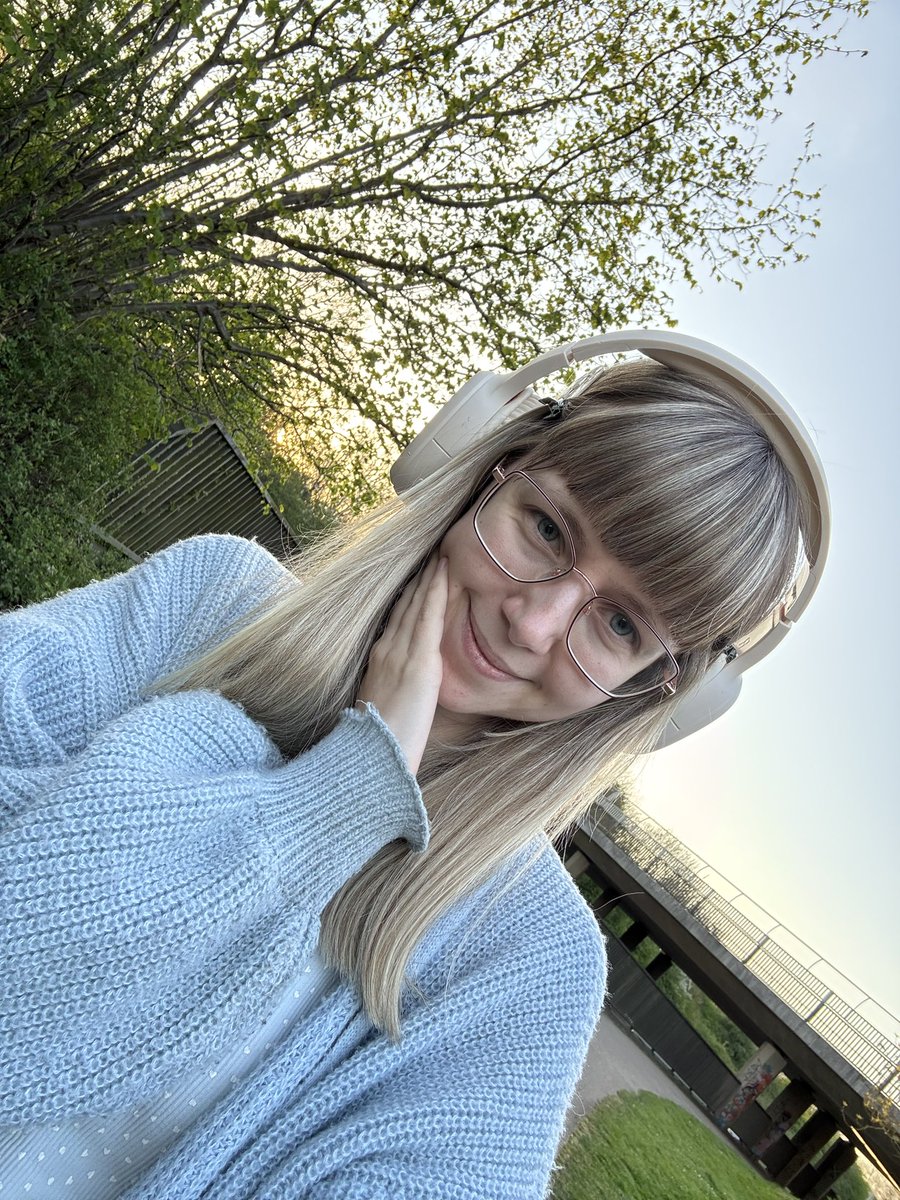 Lovely peaceful walk 💙