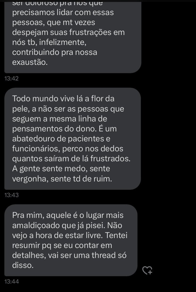 lanatomia's tweet photo. Idosos são as principais vítimas desses lugares, geralmente eles prometem cartão próprio, financiamento etc e o idoso sai de lá com uma dívida imensa https://t.co/gh0kCsXduH