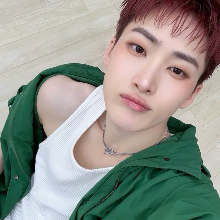 slyminfox's tweet photo. Hi minuteville I'm searching for some moots! 

- i'm Rita, 20+ and my bias is youmin 
- red youmin enthusiast‼️
- multistan though this account will mainly be used to scream about all(h)ours <3
- not new to #kpoptwt 
- lets be friends <3 https://t.co/ZrmxG1bSru